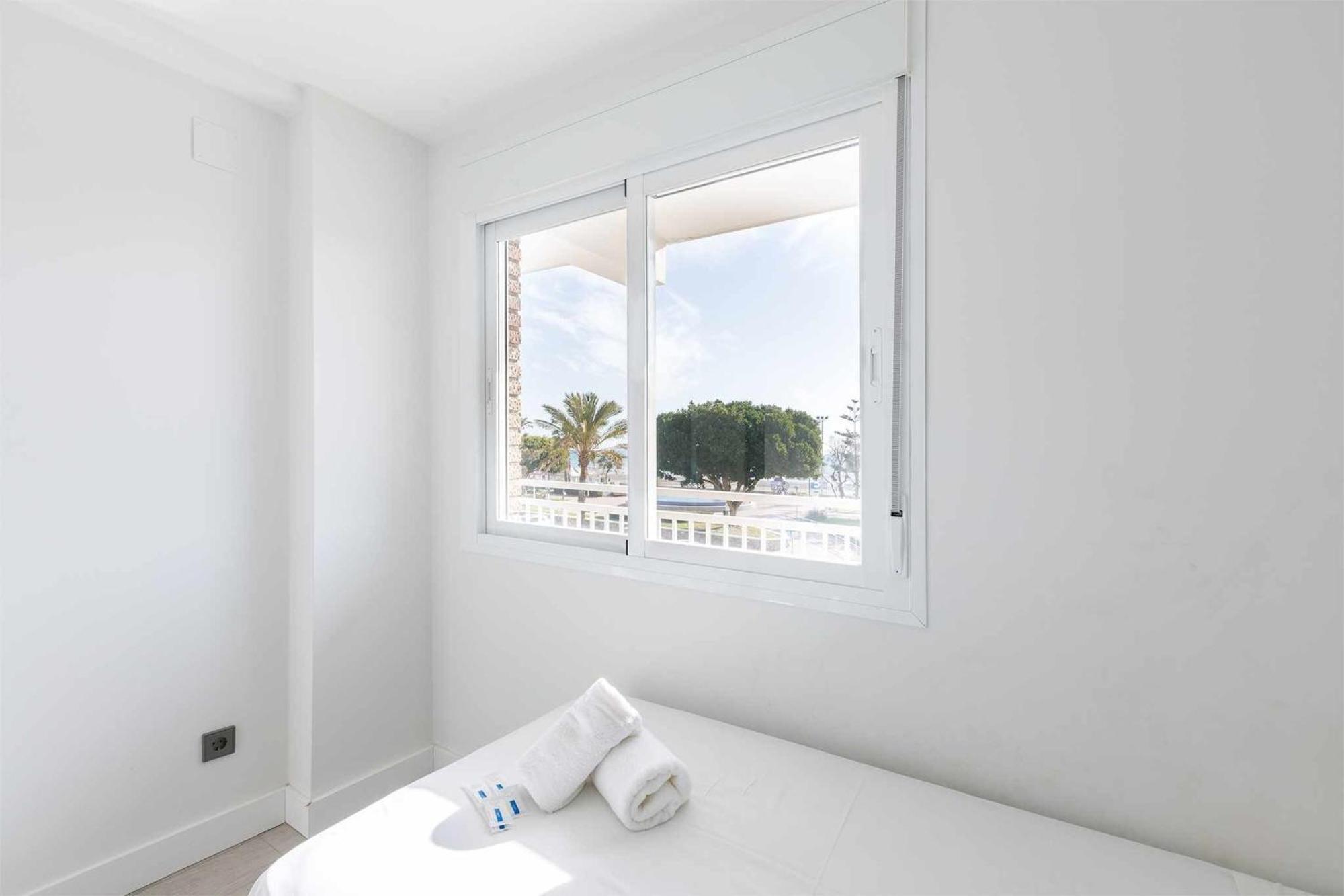 Ferienwohnung A&N Seafront Torre Del Mar Exterior foto